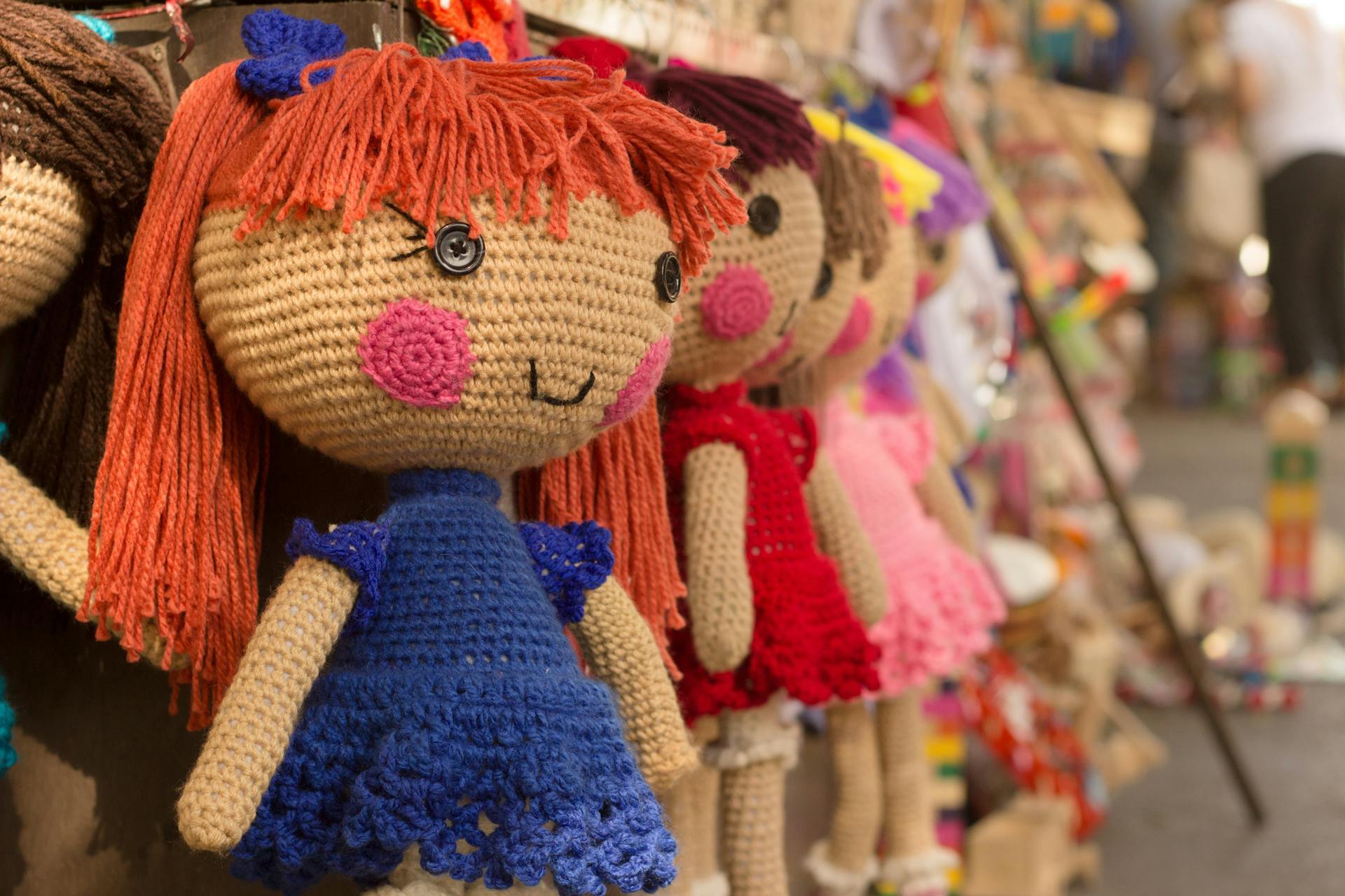 different types of knitted dolls